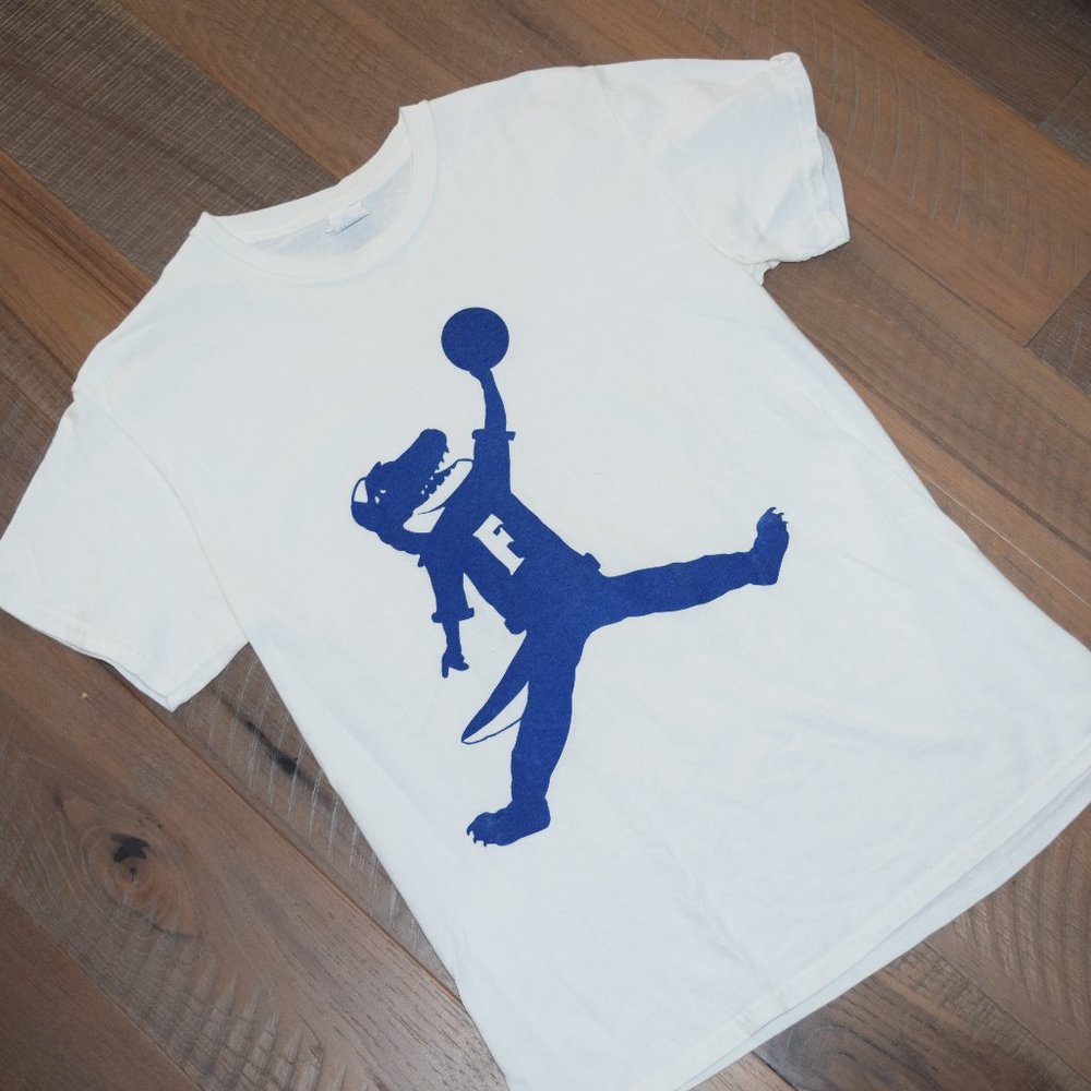 Florida Gators Basketball Tee Shirt M Dunking Albert Jumpman Rowdy G65 Retro